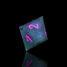 Load image into Gallery viewer, 'Caladium' 8 Piece Resin DND Dice Set - Chronicle