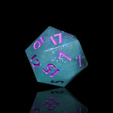 Load image into Gallery viewer, 'Caladium' 8 Piece Resin DND Dice Set - Chronicle